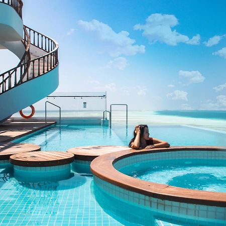 Stone Hotels Дгіффуші Екстер'єр фото