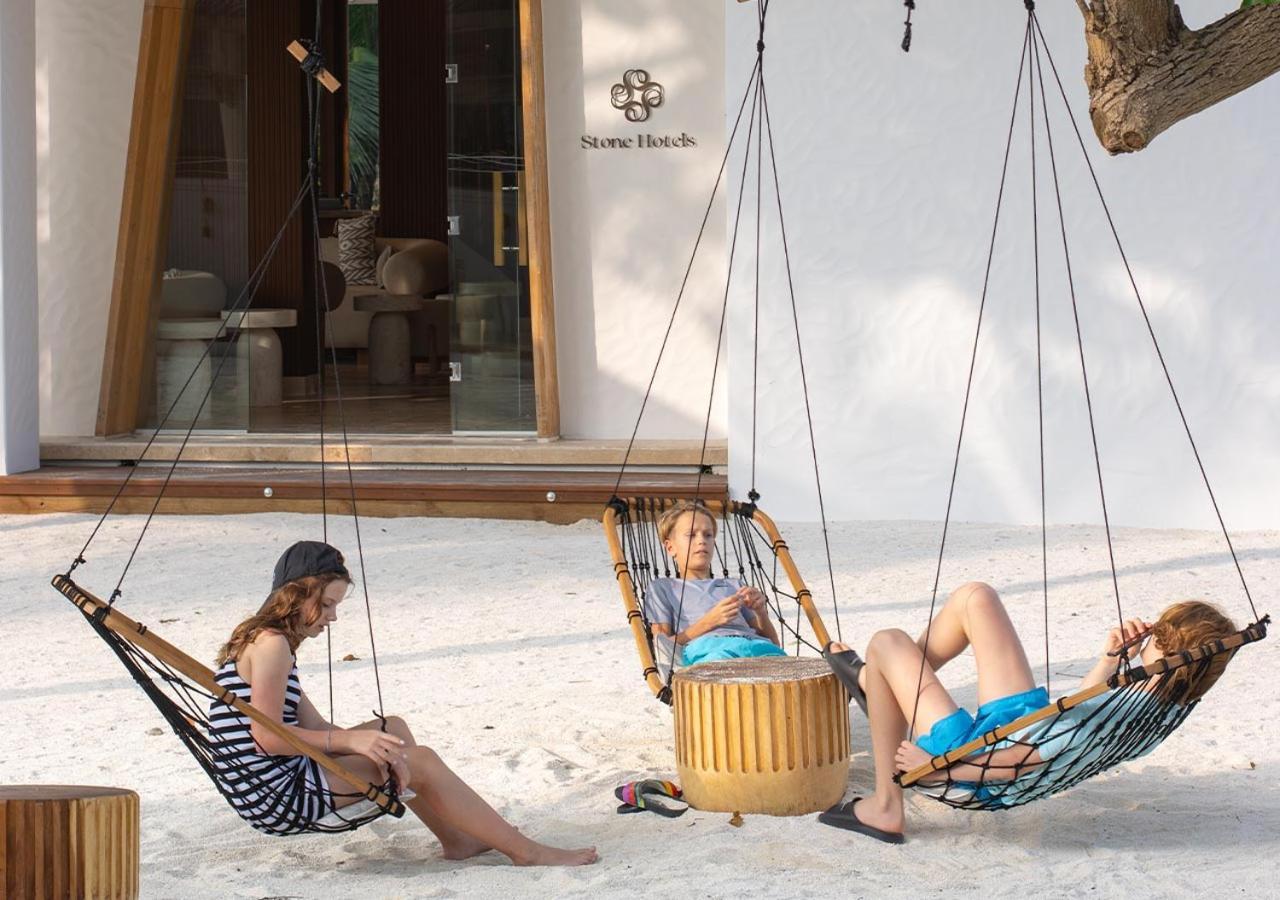 Stone Hotels Дгіффуші Екстер'єр фото