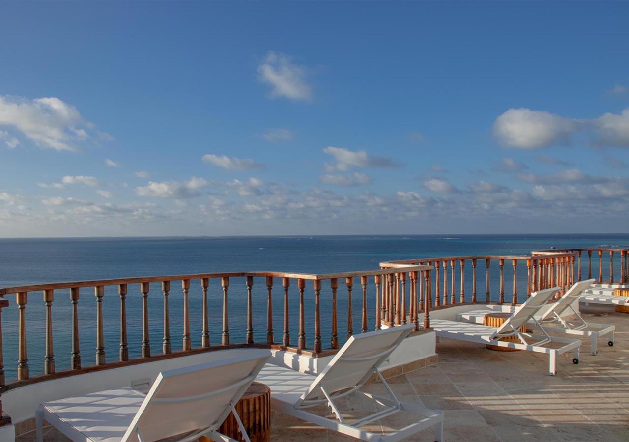 Stone Hotels Дгіффуші Екстер'єр фото