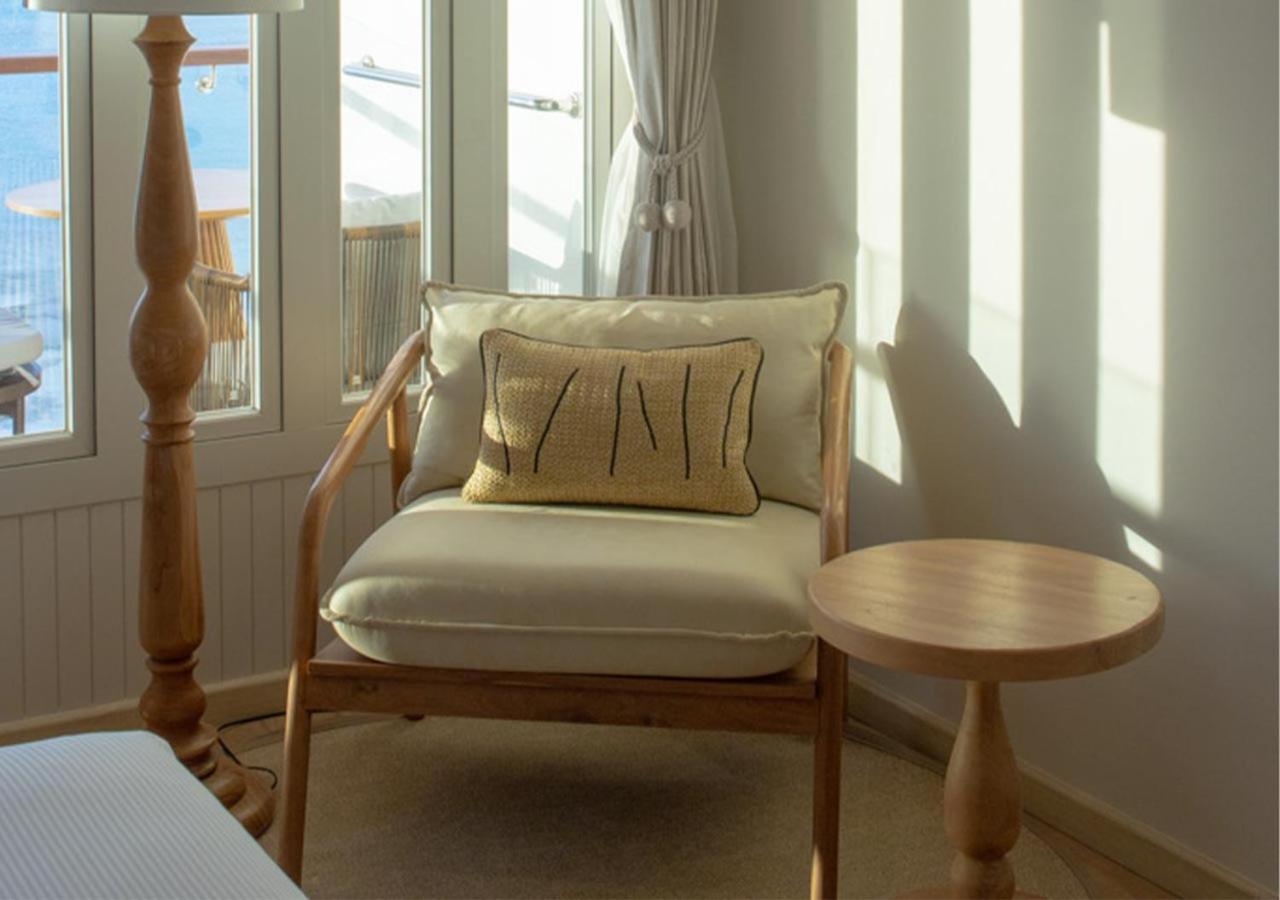 Stone Hotels Дгіффуші Екстер'єр фото