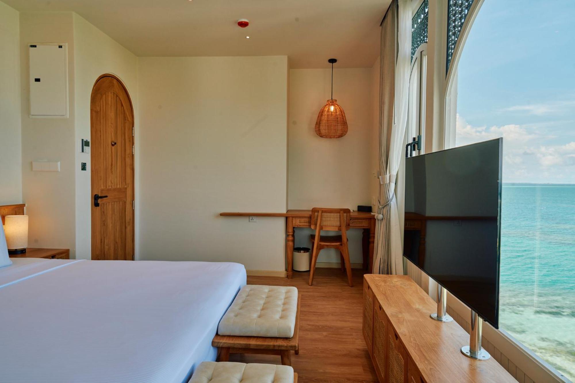 Stone Hotels Дгіффуші Екстер'єр фото